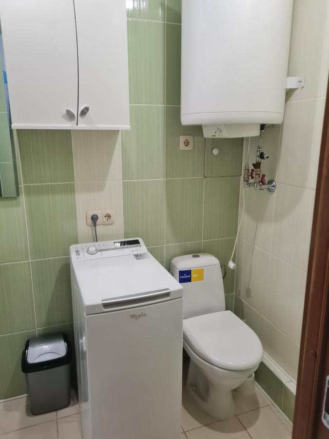 Ziemielu Mols Apartaments/Pirma Linija Pie Juras Liepāja Eksteriør bilde