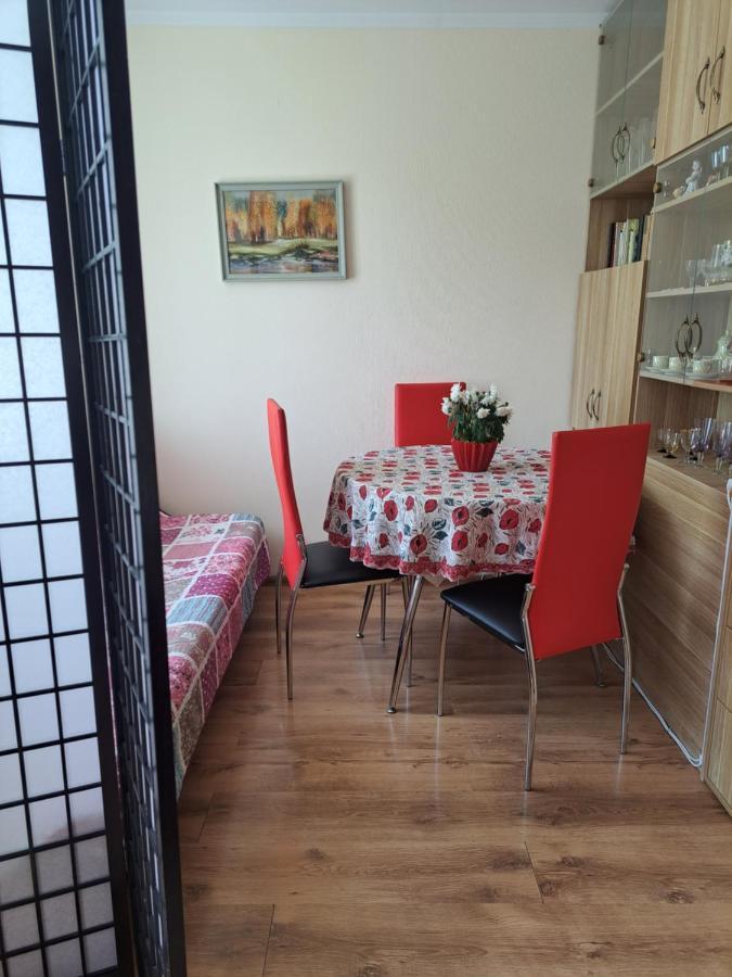 Ziemielu Mols Apartaments/Pirma Linija Pie Juras Liepāja Eksteriør bilde