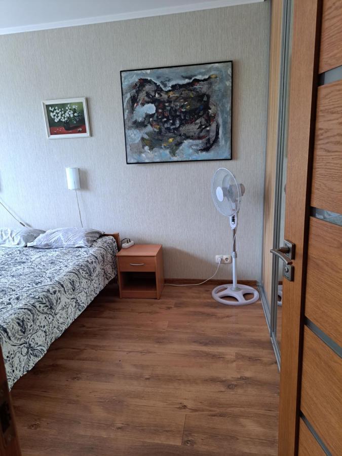 Ziemielu Mols Apartaments/Pirma Linija Pie Juras Liepāja Eksteriør bilde